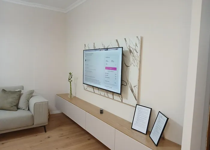 Lägenhet Magnolia's Yzberishti